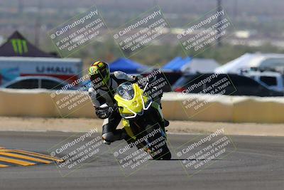 media/Oct-09-2022-SoCal Trackdays (Sun) [[95640aeeb6]]/Turn 2 (1110am)/